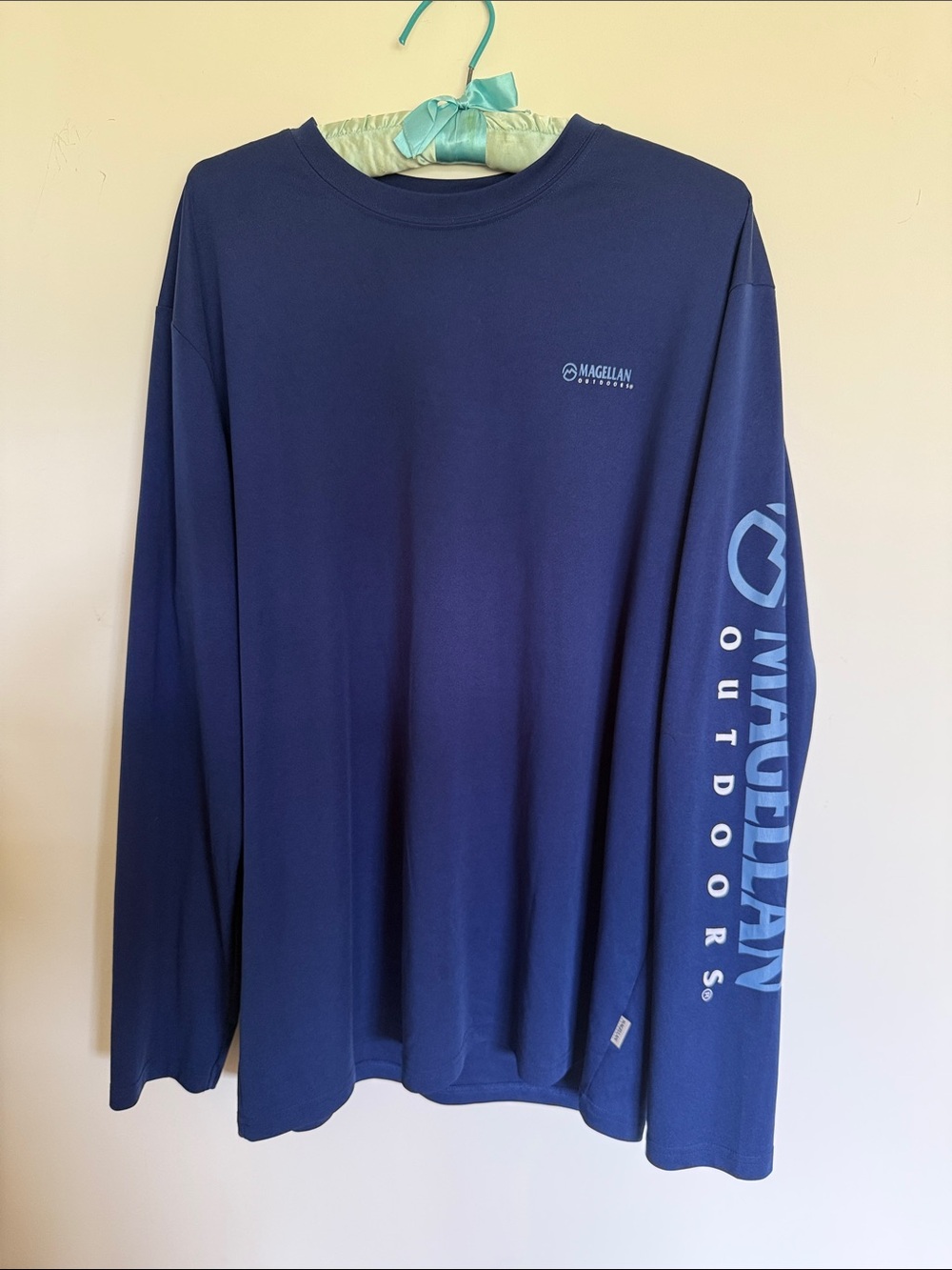 Magellan Outdoors Men’s Dark Blue Long-Sleeve Performance Tee